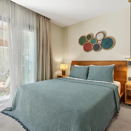 Meruno Alacati * Çeşme