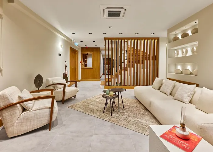 Meruno Alacati Otel *