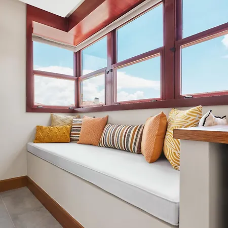 Meruno Alacati Çeşme