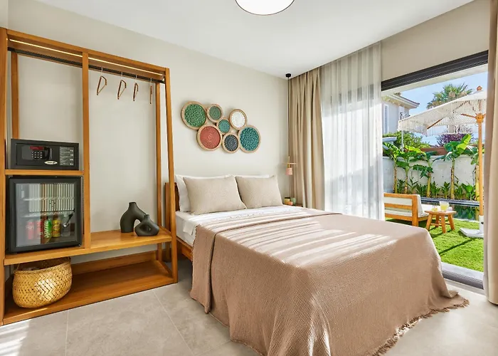 Отель Meruno Alacati