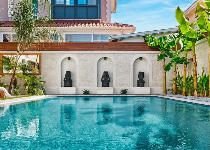 Meruno Alacati Отель